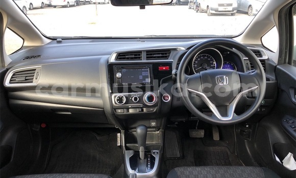Buy Used Honda Fit Silver Car in Beitbridge in Matabeleland South Buy Used Honda Fit Silver Car in Beitbridge in Matabeleland South