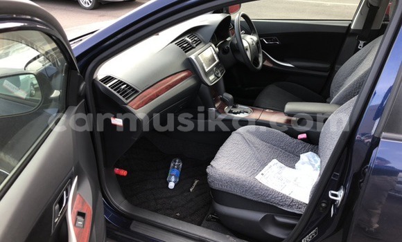 Acheter Occasion Voiture Toyota Allion Bleu à Beitbridge, Matabeleland South Acheter Occasion Voiture Toyota Allion Bleu à Beitbridge, Matabeleland South