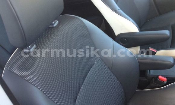 Buy Used Toyota Wish Black Car in Beitbridge in Matabeleland South Buy Used Toyota Wish Black Car in Beitbridge in Matabeleland South