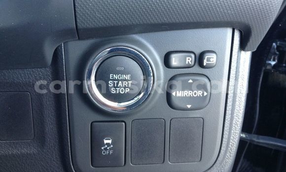 Buy Used Toyota Wish Black Car in Beitbridge in Matabeleland South Buy Used Toyota Wish Black Car in Beitbridge in Matabeleland South