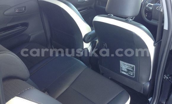 Buy Used Toyota Wish Black Car in Beitbridge in Matabeleland South Buy Used Toyota Wish Black Car in Beitbridge in Matabeleland South