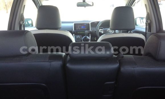 Buy Used Toyota Wish Black Car in Beitbridge in Matabeleland South Buy Used Toyota Wish Black Car in Beitbridge in Matabeleland South