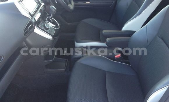 Buy Used Toyota Wish Black Car in Beitbridge in Matabeleland South Buy Used Toyota Wish Black Car in Beitbridge in Matabeleland South