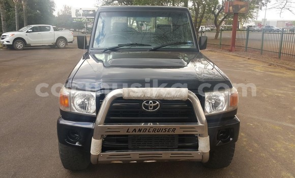 Nunua Ilio tumika Toyota Land Cruiser Nyeusi Gari ndani ya Beitbridge nchini Matabeleland Kusini