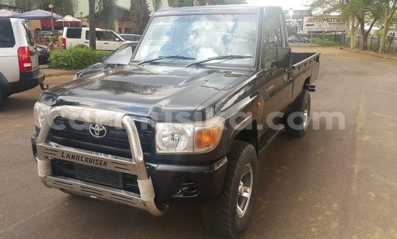 Tenga Tsaru Toyota Land Cruiser Nhema Mota in Beitbridge in Matabeleland South Tenga Tsaru Toyota Land Cruiser Nhema Mota in Beitbridge in Matabeleland South