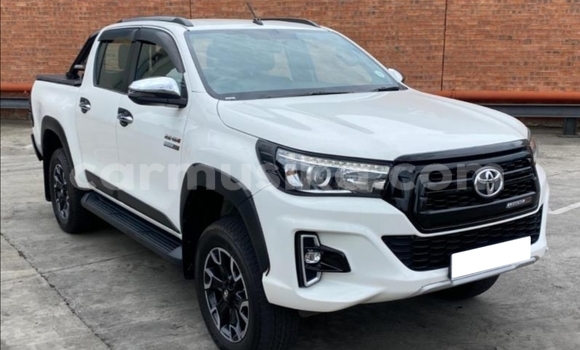 Nunua Ilio tumika Toyota Hilux Nyeupe Gari ndani ya Beitbridge nchini Matabeleland Kusini Nunua Ilio tumika Toyota Hilux Nyeupe Gari ndani ya Beitbridge nchini Matabeleland Kusini