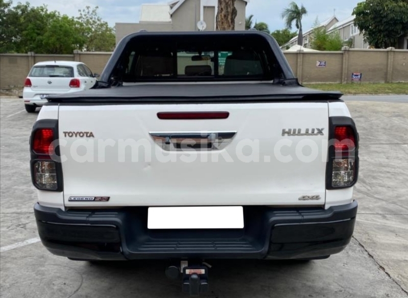 Big with watermark toyota hilux matabeleland south beitbridge 31049