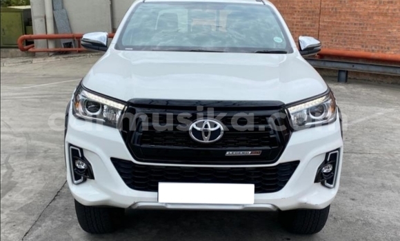 Nunua Ilio tumika Toyota Hilux Nyeupe Gari ndani ya Beitbridge nchini Matabeleland Kusini Nunua Ilio tumika Toyota Hilux Nyeupe Gari ndani ya Beitbridge nchini Matabeleland Kusini