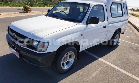 Tenga Tsaru Toyota Hilux Chena Mota in Beitbridge in Matabeleland South Tenga Tsaru Toyota Hilux Chena Mota in Beitbridge in Matabeleland South