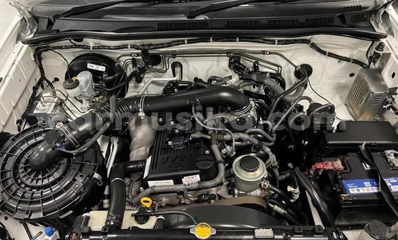 Acheter Occasion Voiture Toyota Hilux Blanc à Beitbridge, Matabeleland South Acheter Occasion Voiture Toyota Hilux Blanc à Beitbridge, Matabeleland South