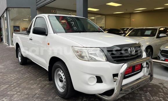 Acheter Occasion Voiture Toyota Hilux Blanc à Beitbridge, Matabeleland South Acheter Occasion Voiture Toyota Hilux Blanc à Beitbridge, Matabeleland South
