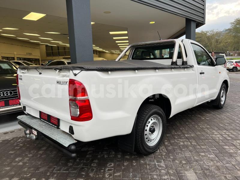 Big with watermark toyota hilux matabeleland south beitbridge 31059