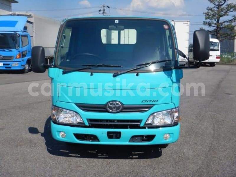 Big with watermark toyota dyna matabeleland south beitbridge 31060