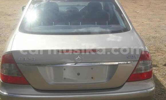 Buy Used Mercedes‒Benz E-Class Other Car in Emerald Hill in Harare Buy Used Mercedes‒Benz E-Class Other Car in Emerald Hill in Harare