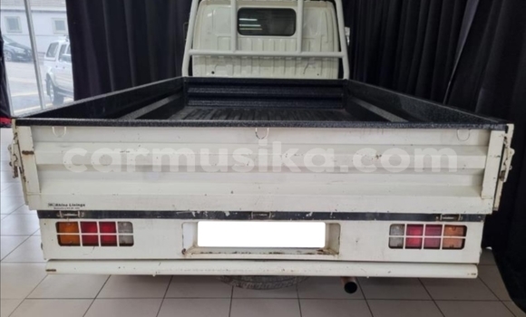 Buy Used Toyota Dyna White Truck in Beitbridge in Matabeleland South Buy Used Toyota Dyna White Truck in Beitbridge in Matabeleland South