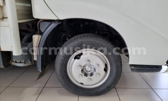 Buy Used Toyota Dyna White Truck in Beitbridge in Matabeleland South Buy Used Toyota Dyna White Truck in Beitbridge in Matabeleland South