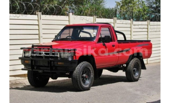 Buy Used Toyota Hilux Red Car in Beitbridge in Matabeleland South Buy Used Toyota Hilux Red Car in Beitbridge in Matabeleland South