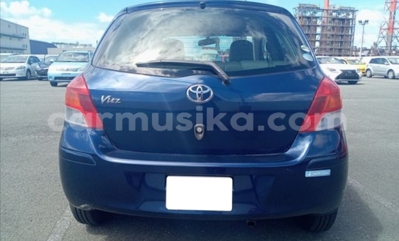 Buy Used Toyota Vitz Blue Car in Beitbridge in Matabeleland South Buy Used Toyota Vitz Blue Car in Beitbridge in Matabeleland South