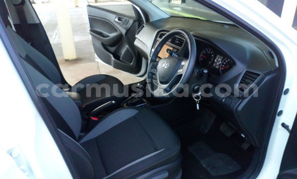 Tenga Tsaru Hyundai i20 Chena Mota in Beitbridge in Matabeleland South Tenga Tsaru Hyundai i20 Chena Mota in Beitbridge in Matabeleland South