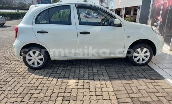 Acheter Occasion Voiture Nissan Micra Blanc à Beitbridge, Matabeleland South Acheter Occasion Voiture Nissan Micra Blanc à Beitbridge, Matabeleland South