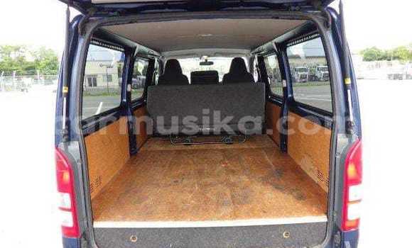 Acheter Occasion Voiture Toyota Hiace Bleu à Beitbridge, Matabeleland South Acheter Occasion Voiture Toyota Hiace Bleu à Beitbridge, Matabeleland South