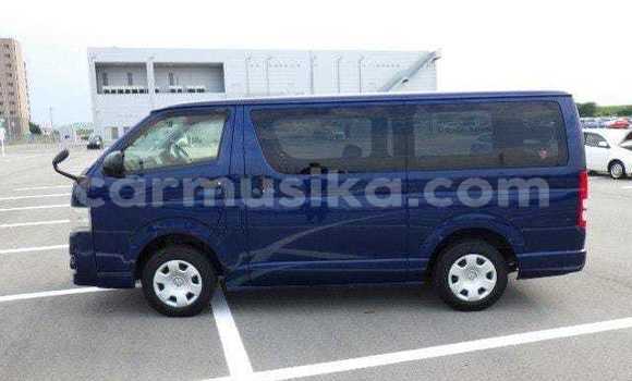 Acheter Occasion Voiture Toyota Hiace Bleu à Beitbridge, Matabeleland South Acheter Occasion Voiture Toyota Hiace Bleu à Beitbridge, Matabeleland South