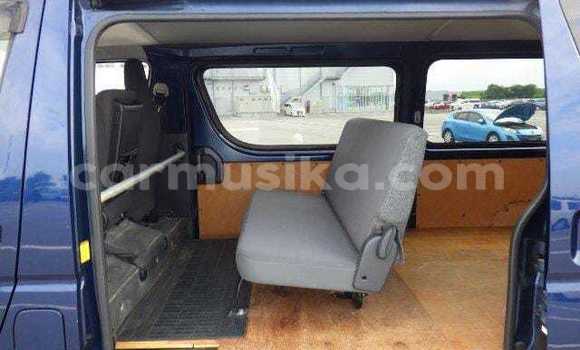 Acheter Occasion Voiture Toyota Hiace Bleu à Beitbridge, Matabeleland South Acheter Occasion Voiture Toyota Hiace Bleu à Beitbridge, Matabeleland South