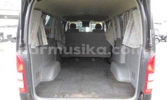 Acheter Occasion Voiture Toyota Hiace Noir à Beitbridge, Matabeleland South Acheter Occasion Voiture Toyota Hiace Noir à Beitbridge, Matabeleland South