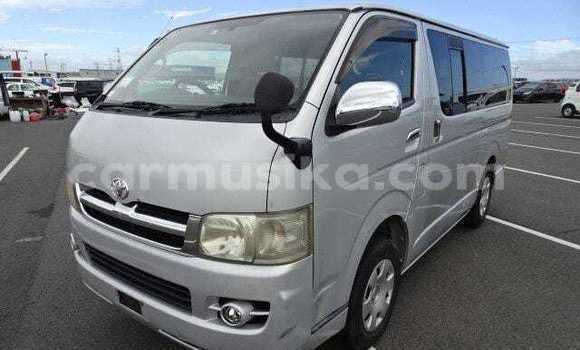 Acheter Occasion Voiture Toyota Hiace Gris à Beitbridge, Matabeleland South Acheter Occasion Voiture Toyota Hiace Gris à Beitbridge, Matabeleland South