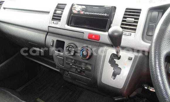 Acheter Occasion Voiture Toyota Hiace Gris à Beitbridge, Matabeleland South Acheter Occasion Voiture Toyota Hiace Gris à Beitbridge, Matabeleland South