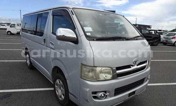 Acheter Occasion Voiture Toyota Hiace Gris à Beitbridge, Matabeleland South Acheter Occasion Voiture Toyota Hiace Gris à Beitbridge, Matabeleland South