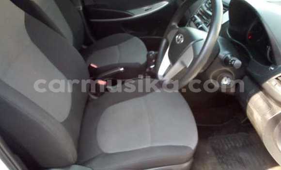 Tenga Tsaru Hyundai Accent Sirivha Mota in Beitbridge in Matabeleland South Tenga Tsaru Hyundai Accent Sirivha Mota in Beitbridge in Matabeleland South