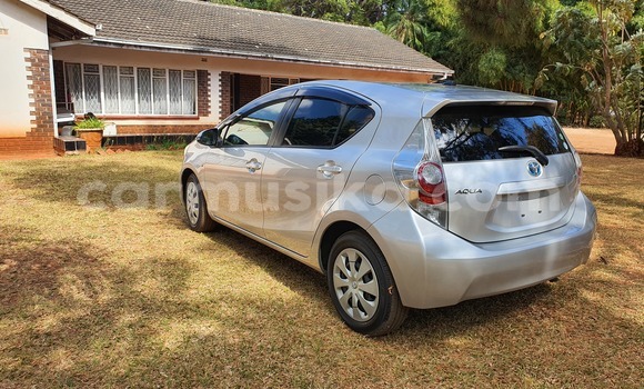 Tenga Imported Toyota Aqua Sirivha Mota in Harare in Harare Tenga Imported Toyota Aqua Sirivha Mota in Harare in Harare