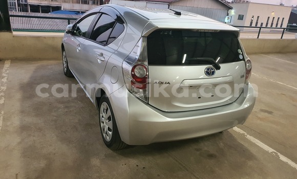 Tenga Imported Toyota Aqua Sirivha Mota in Harare in Harare Tenga Imported Toyota Aqua Sirivha Mota in Harare in Harare