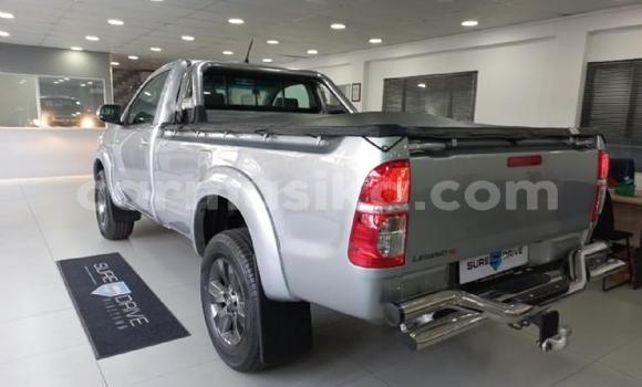 Buy Used Toyota Hilux Silver Car in Beitbridge in Matabeleland South Buy Used Toyota Hilux Silver Car in Beitbridge in Matabeleland South