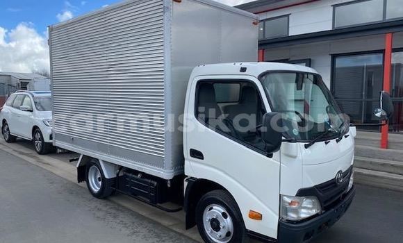 Buy Used Toyota Dyna Other Truck in Beitbridge in Matabeleland South Buy Used Toyota Dyna Other Truck in Beitbridge in Matabeleland South