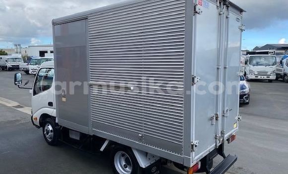 Buy Used Toyota Dyna Other Truck in Beitbridge in Matabeleland South Buy Used Toyota Dyna Other Truck in Beitbridge in Matabeleland South