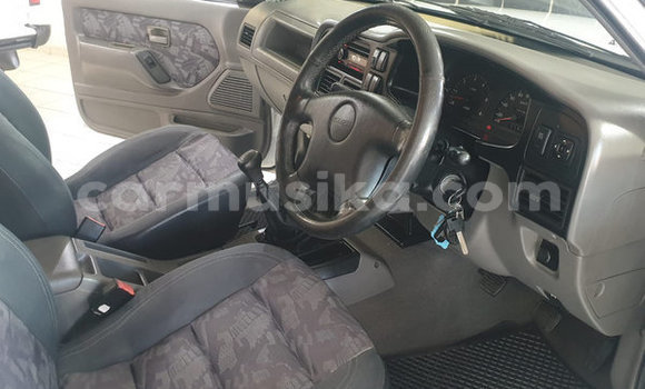 Buy Used Isuzu KB White Car in Beitbridge in Matabeleland South Buy Used Isuzu KB White Car in Beitbridge in Matabeleland South