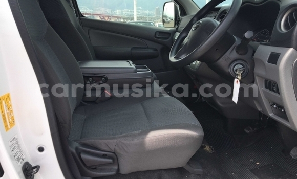 Acheter Occasion Voiture Nissan Caravan Blanc à Beitbridge, Matabeleland South Acheter Occasion Voiture Nissan Caravan Blanc à Beitbridge, Matabeleland South