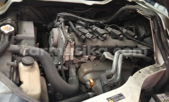 Acheter Occasion Voiture Nissan Caravan Blanc à Beitbridge, Matabeleland South Acheter Occasion Voiture Nissan Caravan Blanc à Beitbridge, Matabeleland South