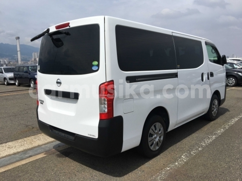 Big with watermark nissan caravan matabeleland south beitbridge 31093