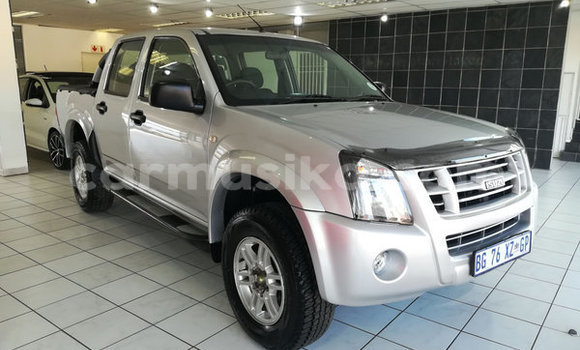 Tenga Tsaru Isuzu KB Sirivha Mota in Beitbridge in Matabeleland South Tenga Tsaru Isuzu KB Sirivha Mota in Beitbridge in Matabeleland South