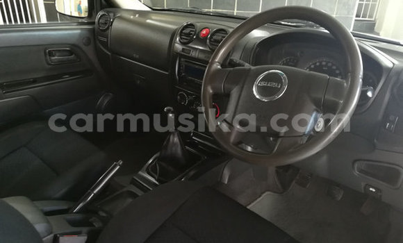 Tenga Tsaru Isuzu KB Sirivha Mota in Beitbridge in Matabeleland South Tenga Tsaru Isuzu KB Sirivha Mota in Beitbridge in Matabeleland South