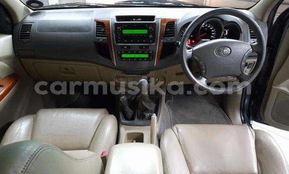 Acheter Occasion Voiture Toyota Fortuner Gris à Beitbridge, Matabeleland South Acheter Occasion Voiture Toyota Fortuner Gris à Beitbridge, Matabeleland South