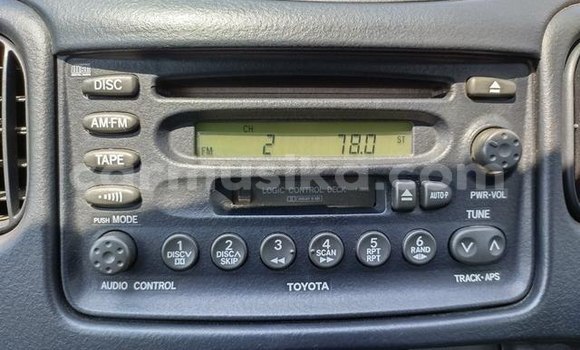 Acheter Occasion Voiture Toyota FunCargo Beige à Beitbridge, Matabeleland South Acheter Occasion Voiture Toyota FunCargo Beige à Beitbridge, Matabeleland South