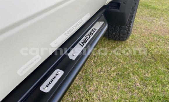 Nunua Ilio tumika Toyota Land Cruiser Nyeupe Gari ndani ya Beitbridge nchini Matabeleland Kusini Nunua Ilio tumika Toyota Land Cruiser Nyeupe Gari ndani ya Beitbridge nchini Matabeleland Kusini