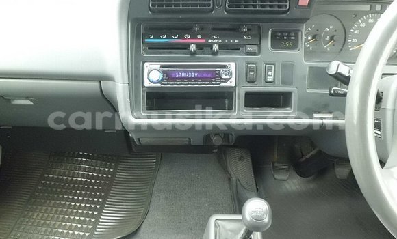 Tenga Tsaru Toyota Hiace Chena Mota in Beitbridge in Matabeleland South Tenga Tsaru Toyota Hiace Chena Mota in Beitbridge in Matabeleland South