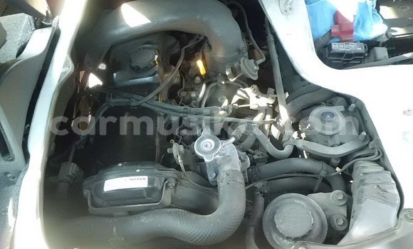 Tenga Tsaru Toyota Hiace Chena Mota in Beitbridge in Matabeleland South Tenga Tsaru Toyota Hiace Chena Mota in Beitbridge in Matabeleland South