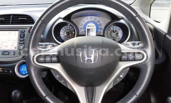 Acheter Occasion Voiture Honda Fit Blanc à Beitbridge, Matabeleland South Acheter Occasion Voiture Honda Fit Blanc à Beitbridge, Matabeleland South