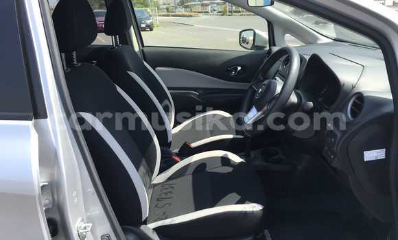 Acheter Occasion Voiture Nissan Note Gris à Beitbridge, Matabeleland South Acheter Occasion Voiture Nissan Note Gris à Beitbridge, Matabeleland South